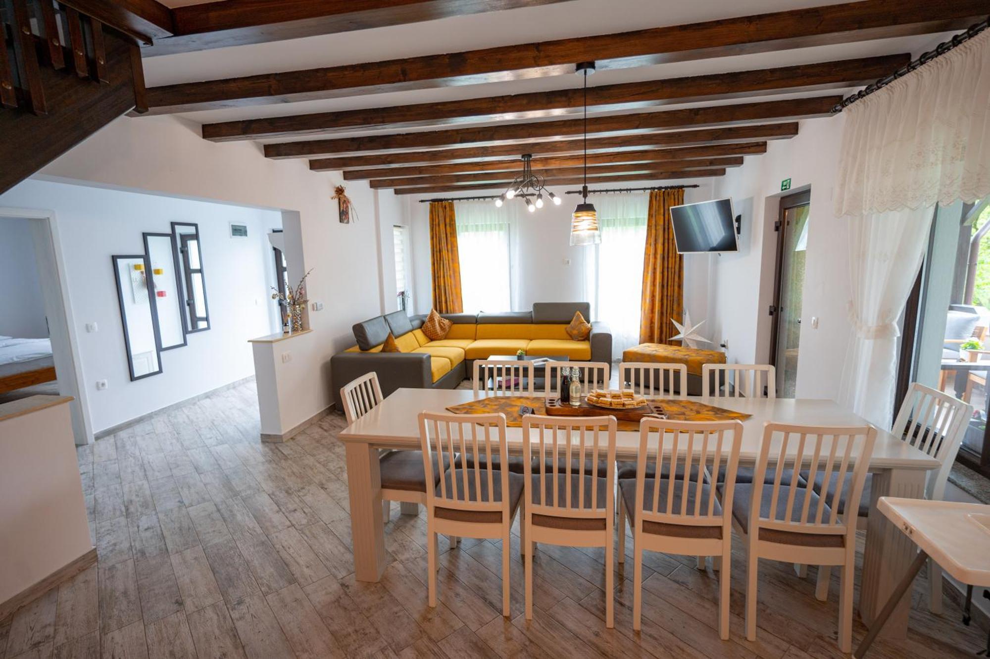 Viila To Villa Bertea ภายนอก รูปภาพ